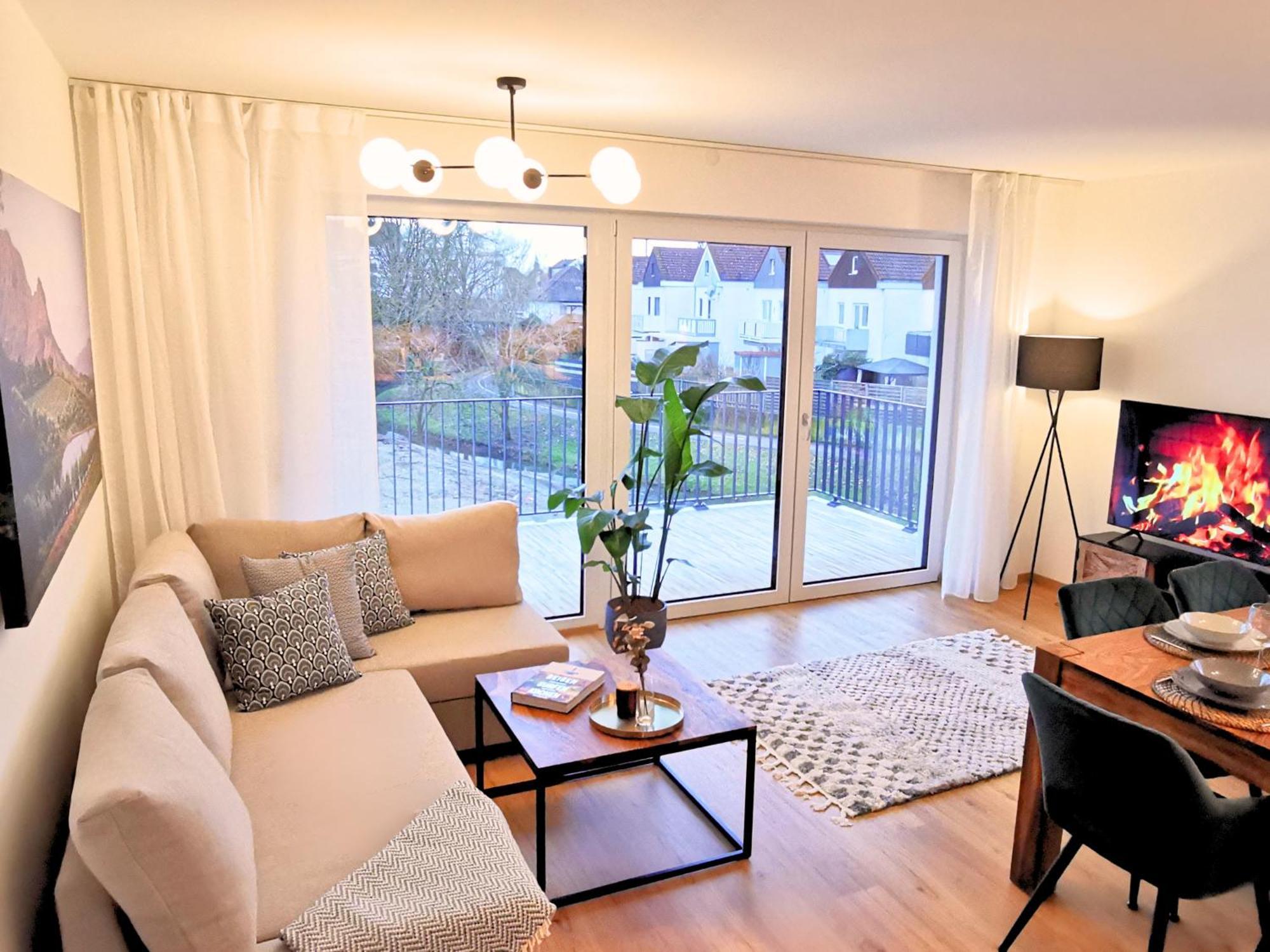 Апартаменты Fynbos Penthouse Deluxe, Balkon, Parkplatz Штраубинг Экстерьер фото