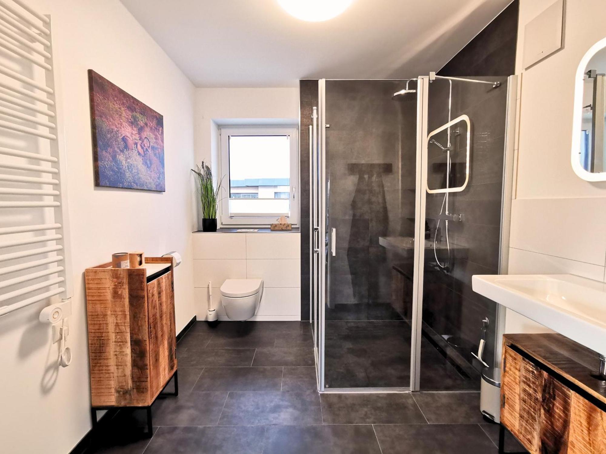 Апартаменты Fynbos Penthouse Deluxe, Balkon, Parkplatz Штраубинг Экстерьер фото