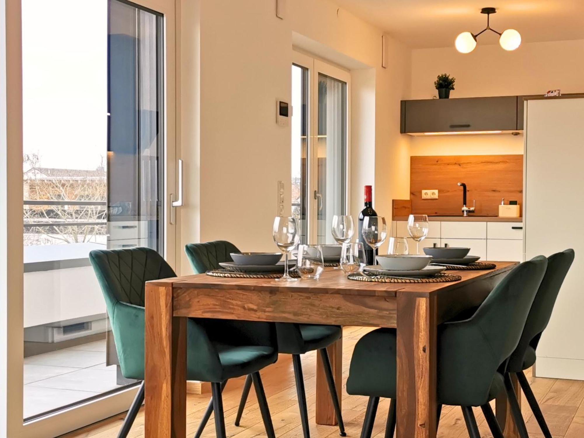 Апартаменты Fynbos Penthouse Deluxe, Balkon, Parkplatz Штраубинг Экстерьер фото